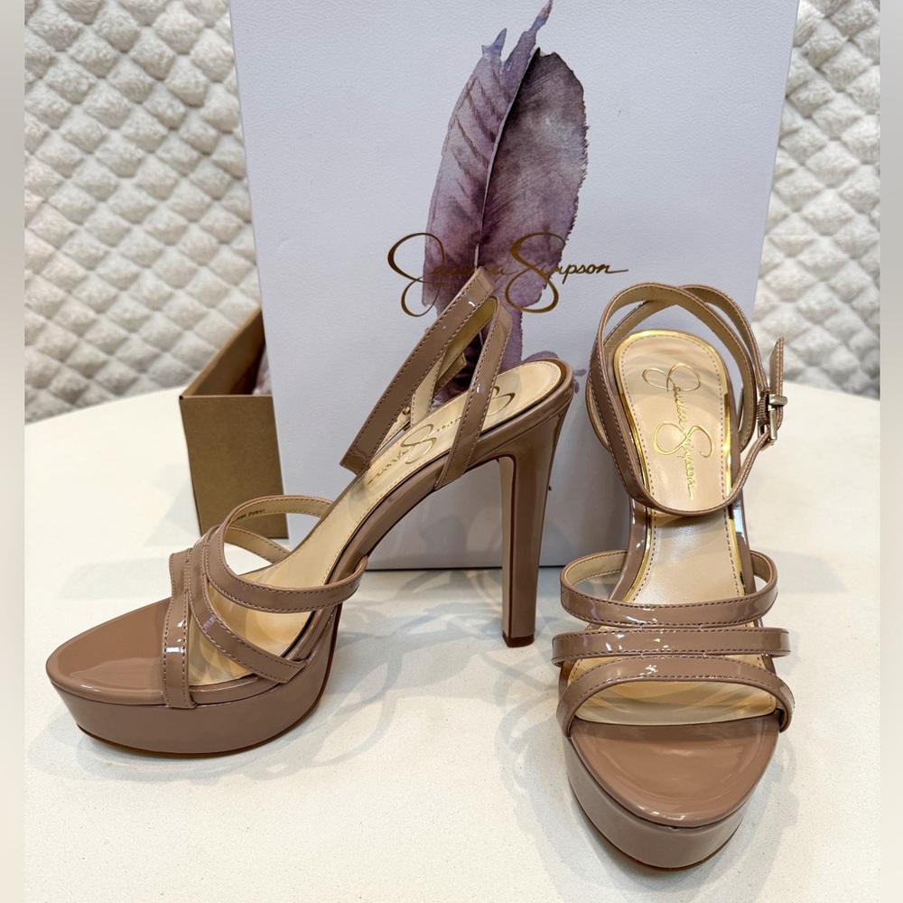 JESSICA SIMPSON Womens Beige stiletto